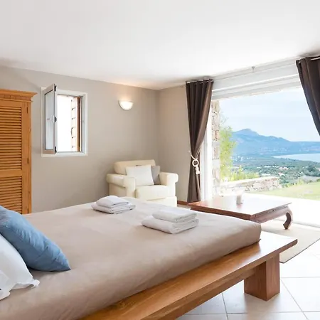 Villa Domaine Paradisu *